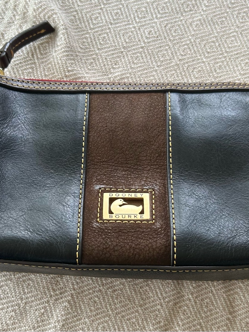 Dooney and Bourke Crossbody bag